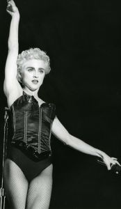 Madonna 1987 NY.jpg